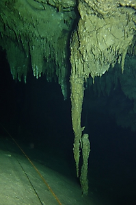 A stalactite/stalagmite near miss?